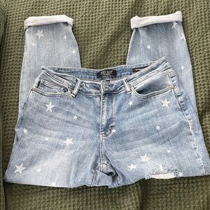 Judy Blue Women's Starry Light Blue Boyfriend Jeans